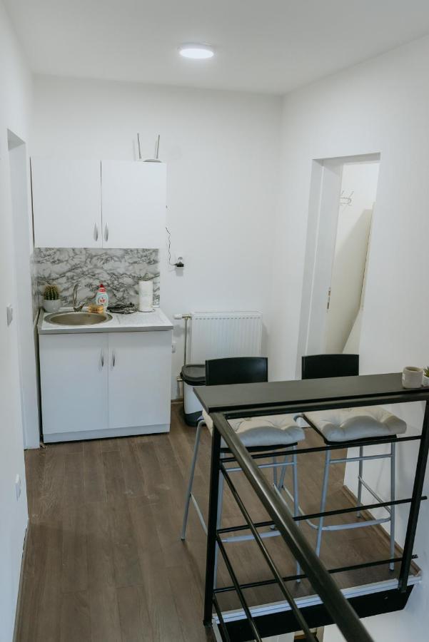 فاليفو Rent A Room Aleksic المظهر الخارجي الصورة