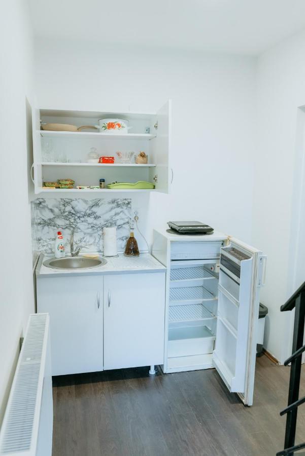 فاليفو Rent A Room Aleksic المظهر الخارجي الصورة