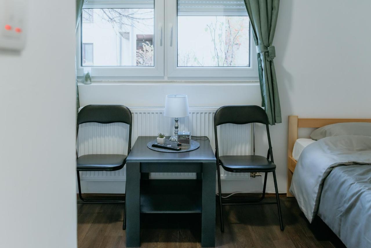 فاليفو Rent A Room Aleksic المظهر الخارجي الصورة