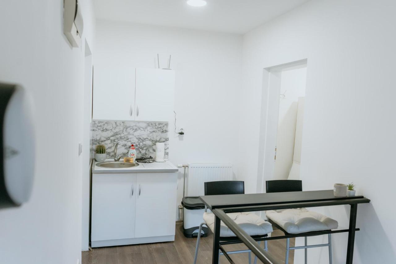 فاليفو Rent A Room Aleksic المظهر الخارجي الصورة