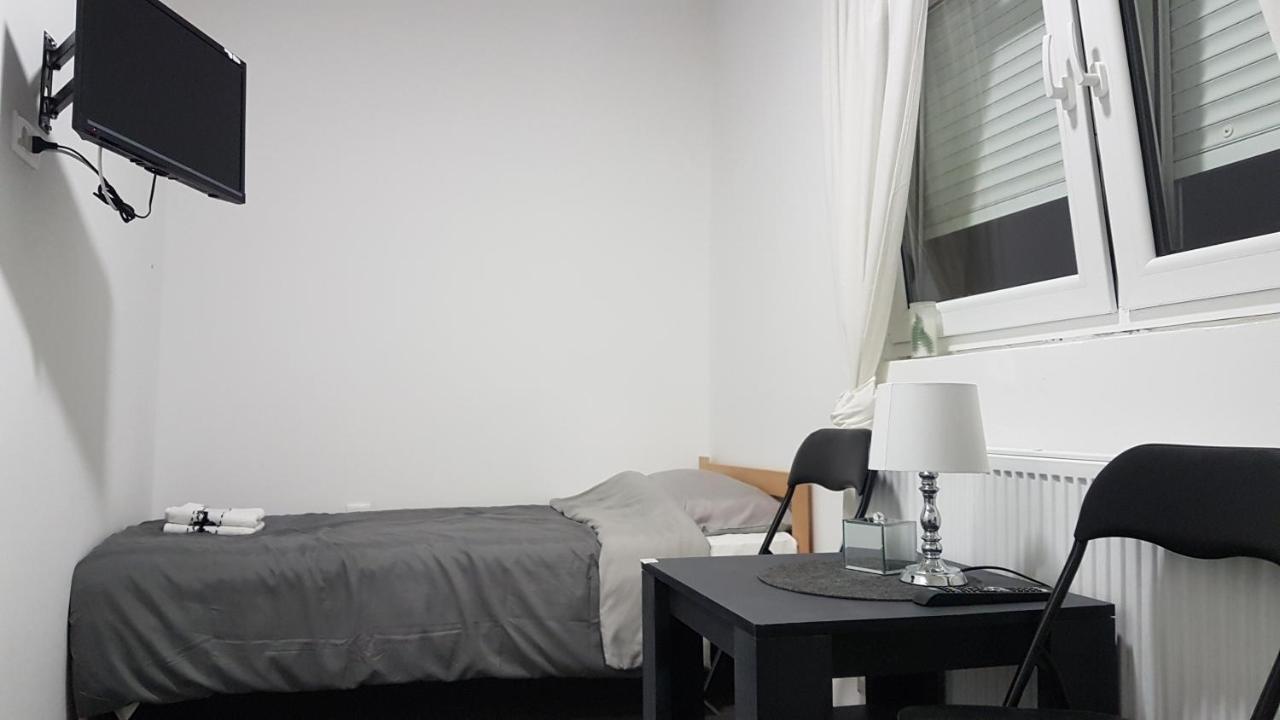 فاليفو Rent A Room Aleksic المظهر الخارجي الصورة